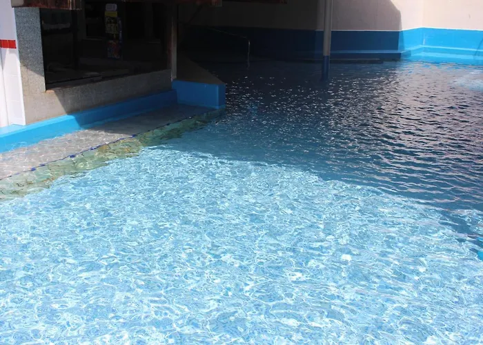 Bica Pau Hotel